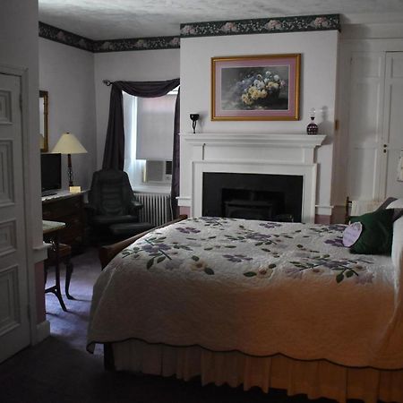 Churchtown Inn Bed And Breakfast Narvon Exterior photo